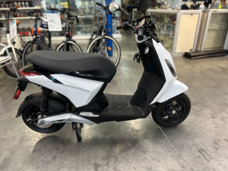 PIAGGIO 1 Electrique