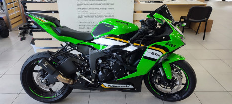KAWASAKI ZX-6R 636